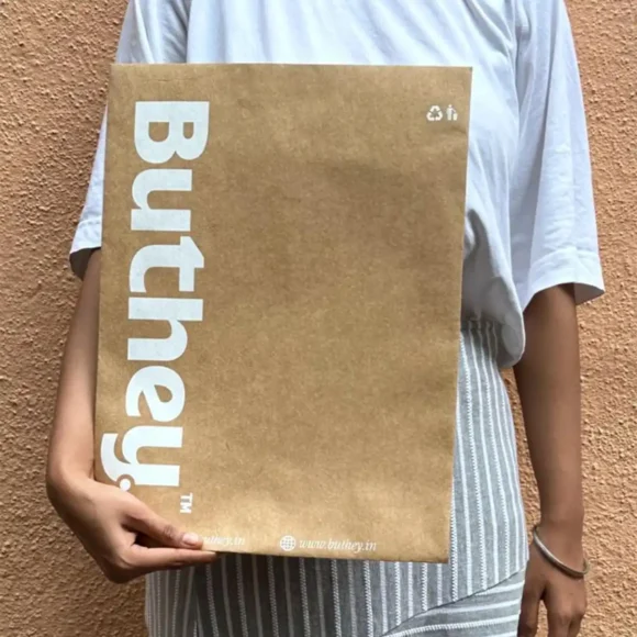 Custom Luxury Printed Paper Mailer bags Wholesale