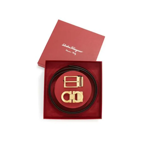 Durable custom packaging for fashion belts